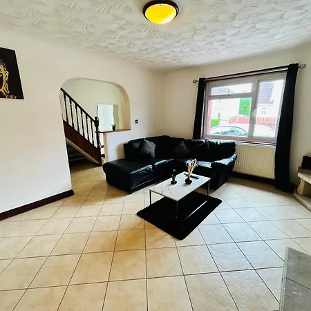 Semesterbostad The Portuguese 3 Bedroom House & By Altoluxoexperience Short Lets & Serviced With Free Parking Bristol