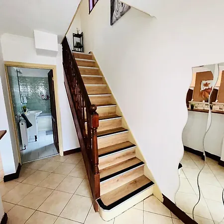 Semesterbostad The Portuguese 3 Bedroom House & By Altoluxoexperience Short Lets & Serviced With Free Parking *
