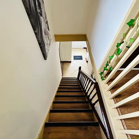 Semesterbostad The Portuguese 3 Bedroom House & By Altoluxoexperience Short Lets & Serviced With Free Parking Bristol