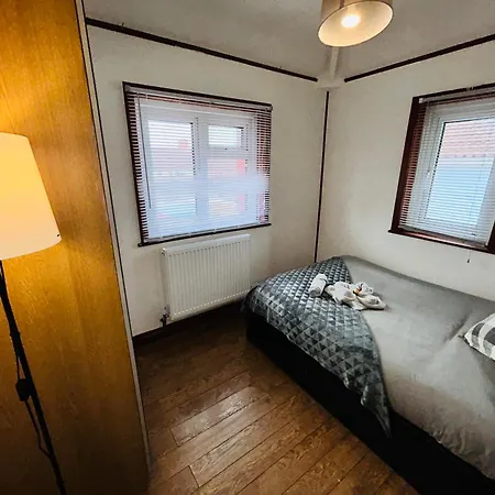 Semesterbostad The Portuguese 3 Bedroom House & By Altoluxoexperience Short Lets & Serviced With Free Parking Bristol